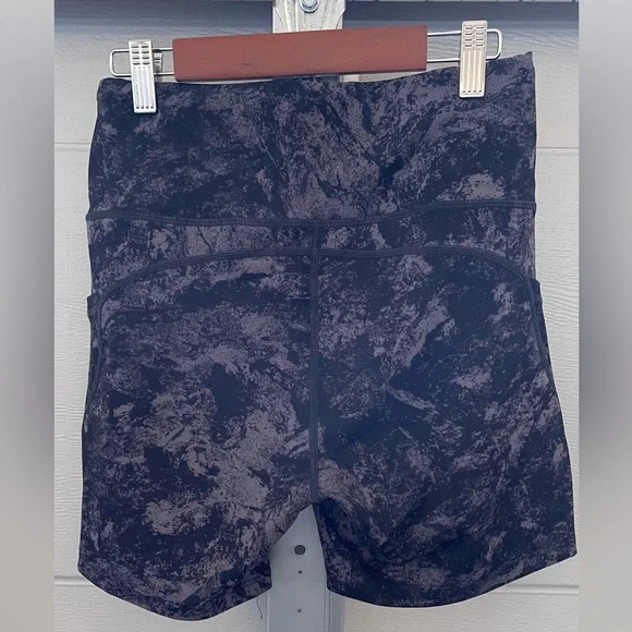 The Gym People Women Marble Flat Front High Waist Gray Yoga Shorts Size S - Picture 5 of 8